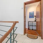 Pad With Harbor Views & Cool Aircon Bliss * Funchal (Madeira)