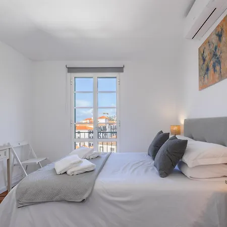 Pad With Harbor Views & Cool Aircon Bliss 公寓 丰沙尔