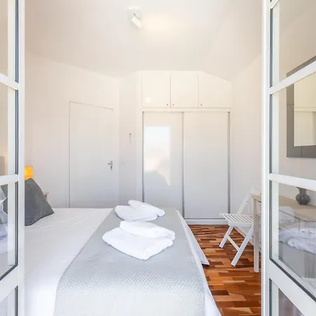 公寓 Pad With Harbor Views & Cool Aircon Bliss 丰沙尔