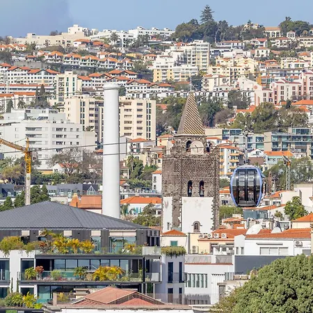 With Stunning Harbor View And Air Conditioning Unit Apartment Funchal (Madeira)