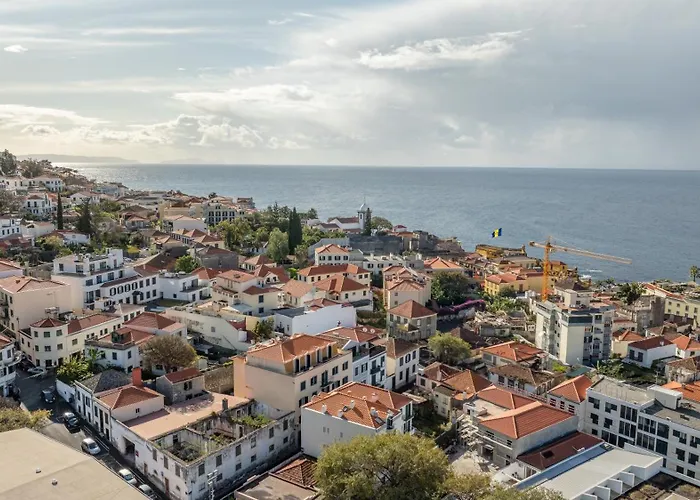 Pad With Harbor Views & Cool Aircon Bliss Apartamento