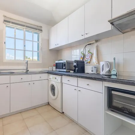 Pad With Harbor Views & Cool Aircon Bliss Funchal