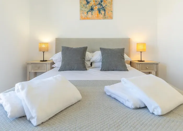 Pad With Harbor Views & Cool Aircon Bliss Funchal (Madeira)